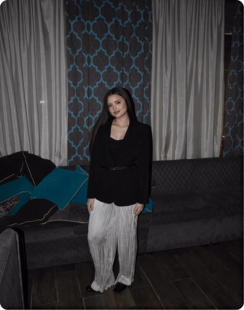 Полина