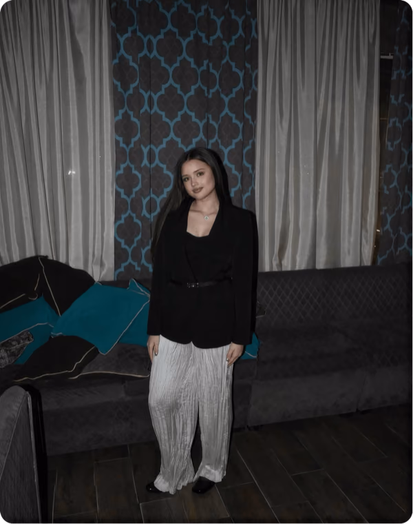 Полина